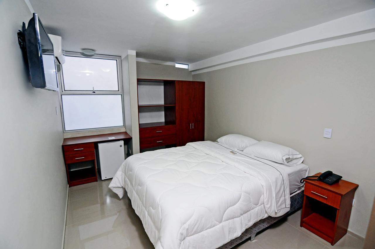Hotel Plaza Sullana Habitación foto