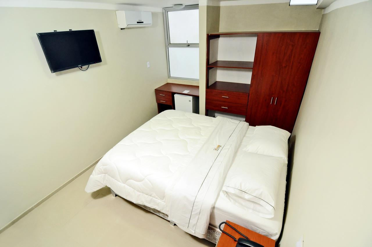 Hotel Plaza Sullana Habitación foto