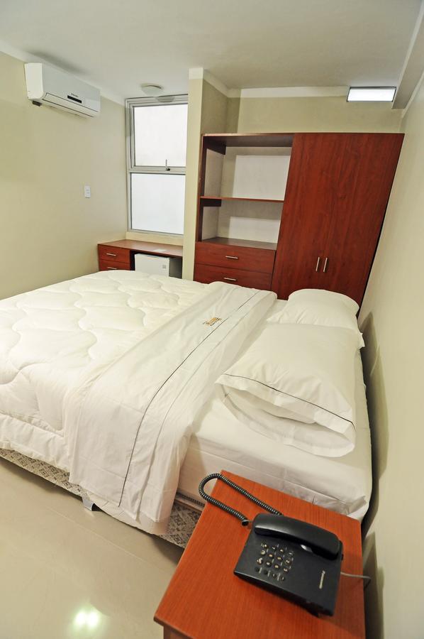 Hotel Plaza Sullana Habitación foto